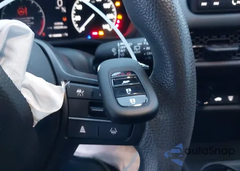 2023 Honda Hr-V Lx z USA, uszkodzony, nr VIN 3CZRZ1H34PM741187